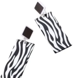 Øreringe – klassiske kvadratiske øreringe med zebra-print
